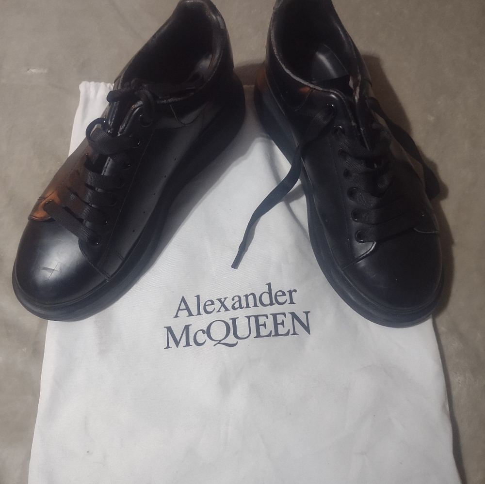 Black, size 10 Alexander McQueen shoes